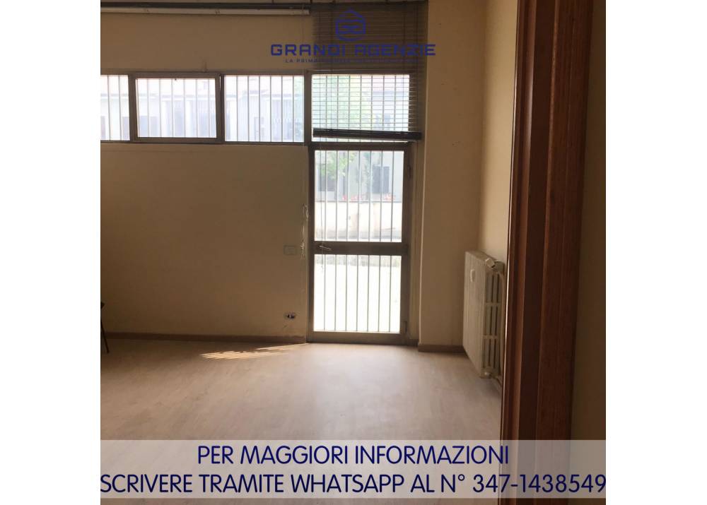 Affitto Locale Commerciale a Sant`Ilario D`enza monolocale Via Matteotti di 70 mq